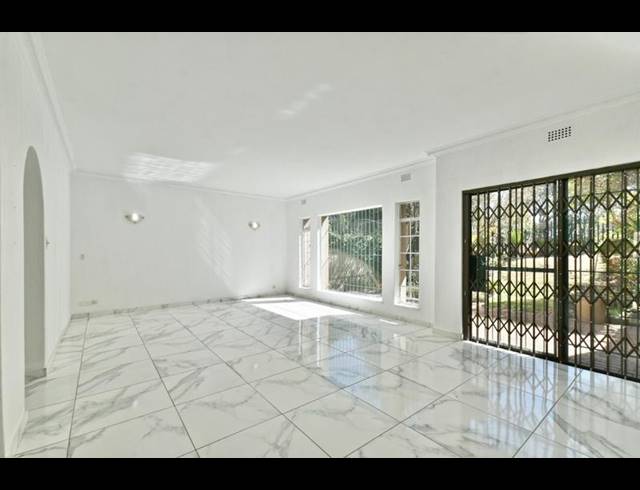 3 BEDROOM HOUSE FOR SALE IN WOODMEAD